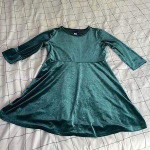 SOLD - Simply Styled Girls Faux Velvet Long Sleeve Dress **DO NOT BUY**